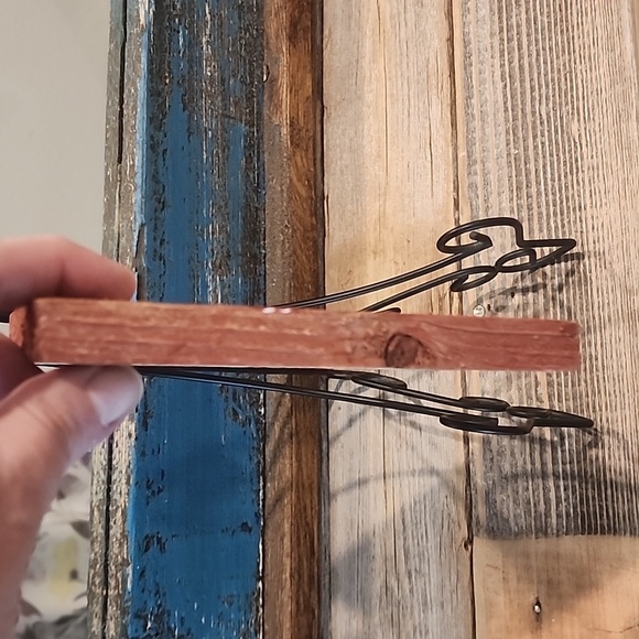 Farmhouse rooster sign - Picture 3 of 5